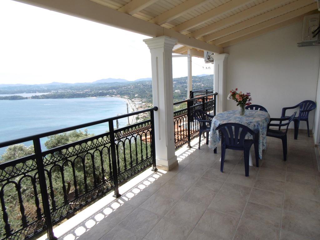 Villa Elli Panoramic View Ypsos Room photo