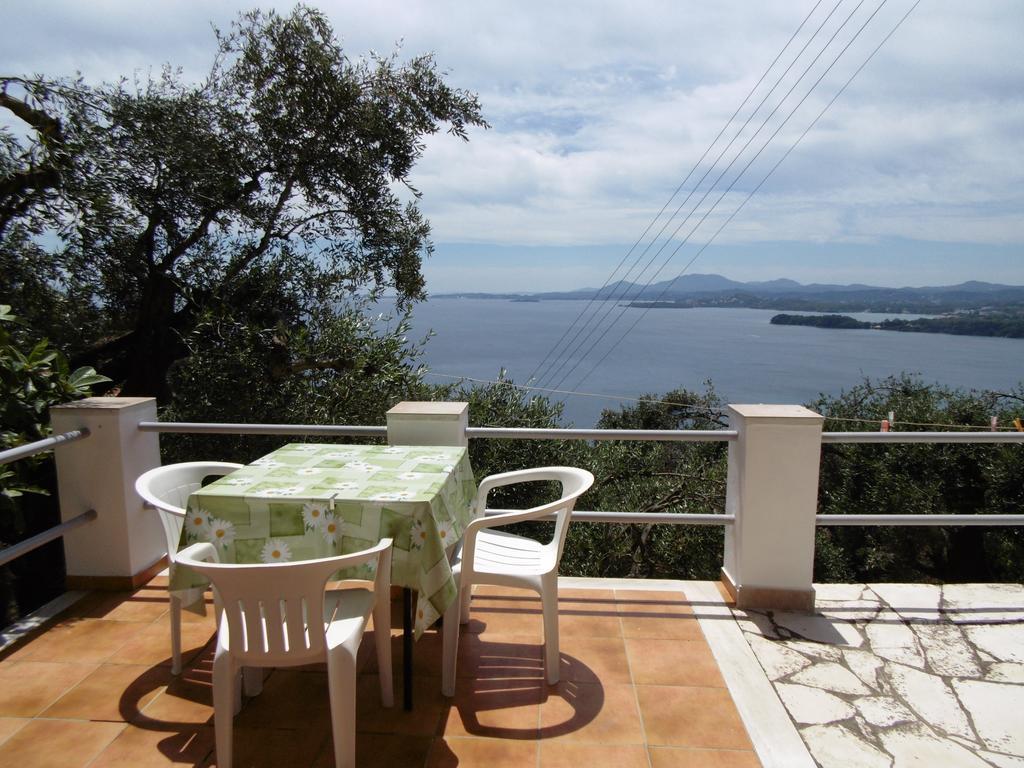 Villa Elli Panoramic View Ypsos Room photo